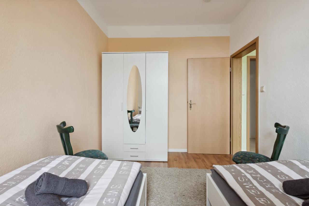 Schoenes Ferien-Appartement Fuer Bis Zu 6 Personen Halberstadt Esterno foto