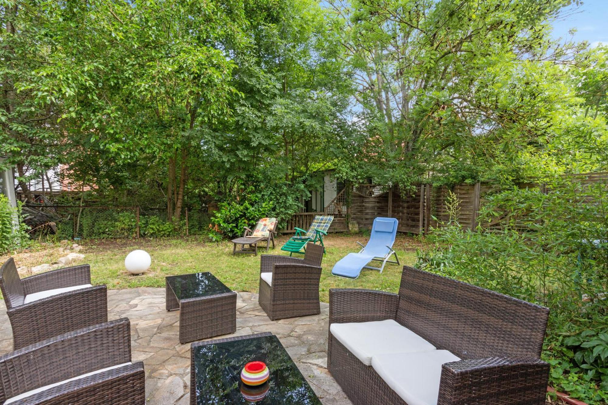 Schoenes Ferien-Appartement Fuer Bis Zu 6 Personen Halberstadt Esterno foto